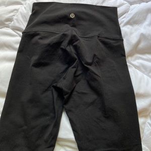 Lulu lemon Wunder Under size 4 25”